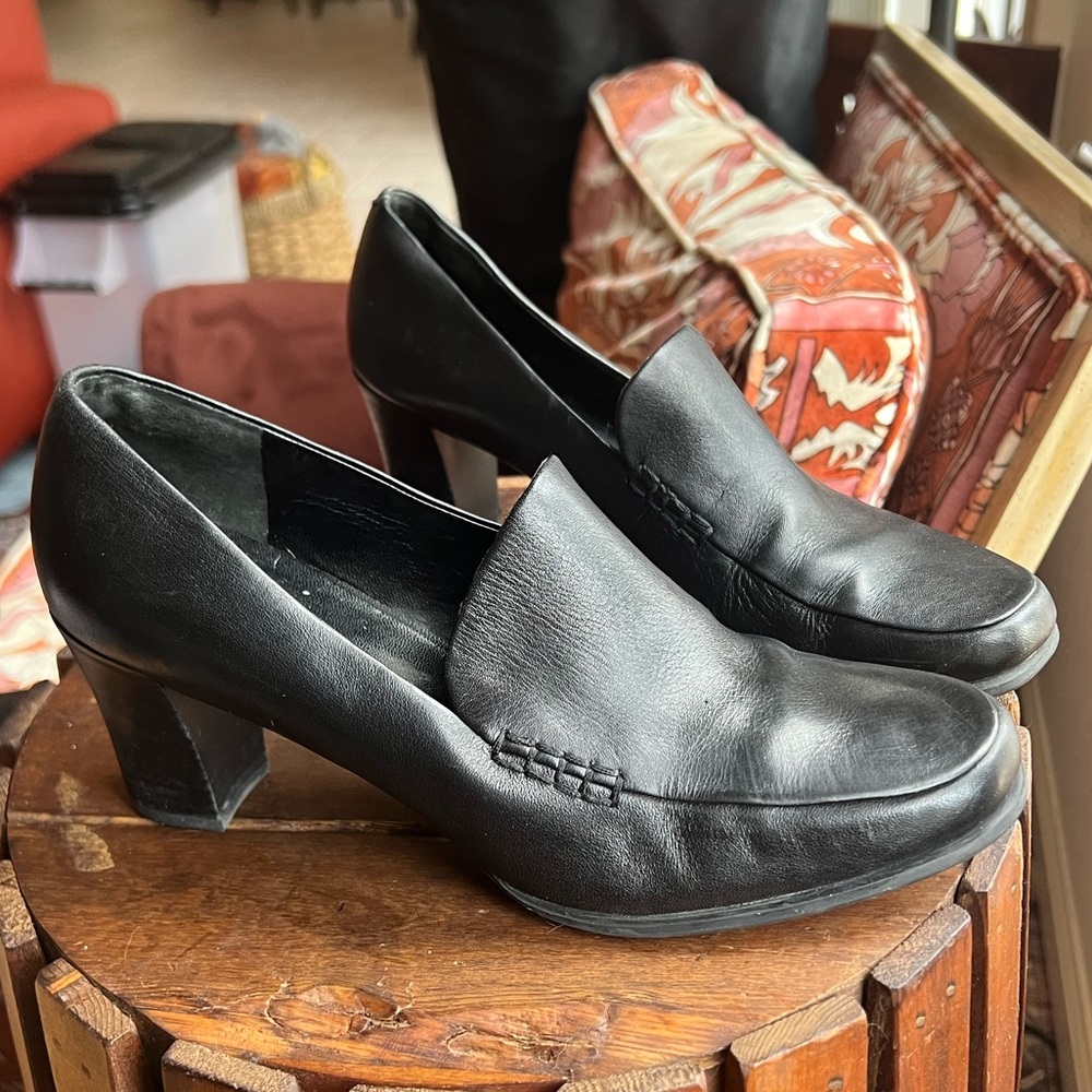Franco Sarto Black Leather Pumps Size 8.5 (eu 40)